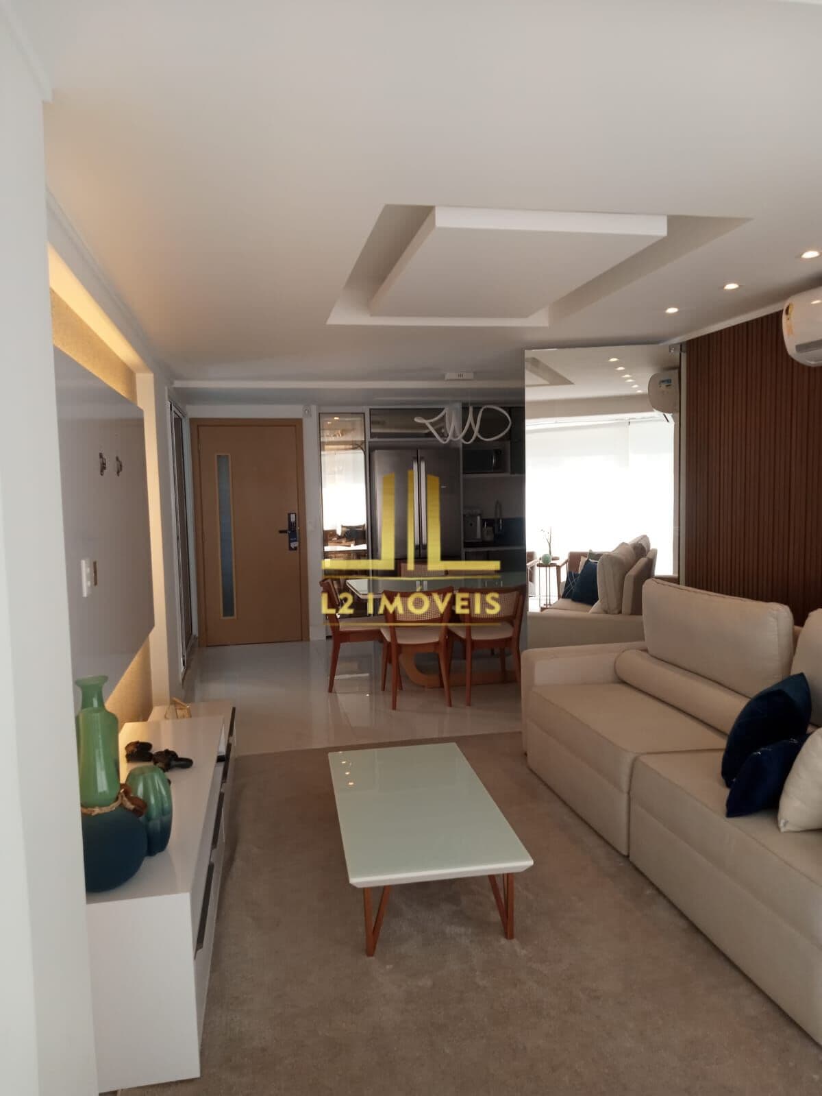 APARTAMENTO COBERTURA - QUARTO E SALA - ARMAÇÃO
