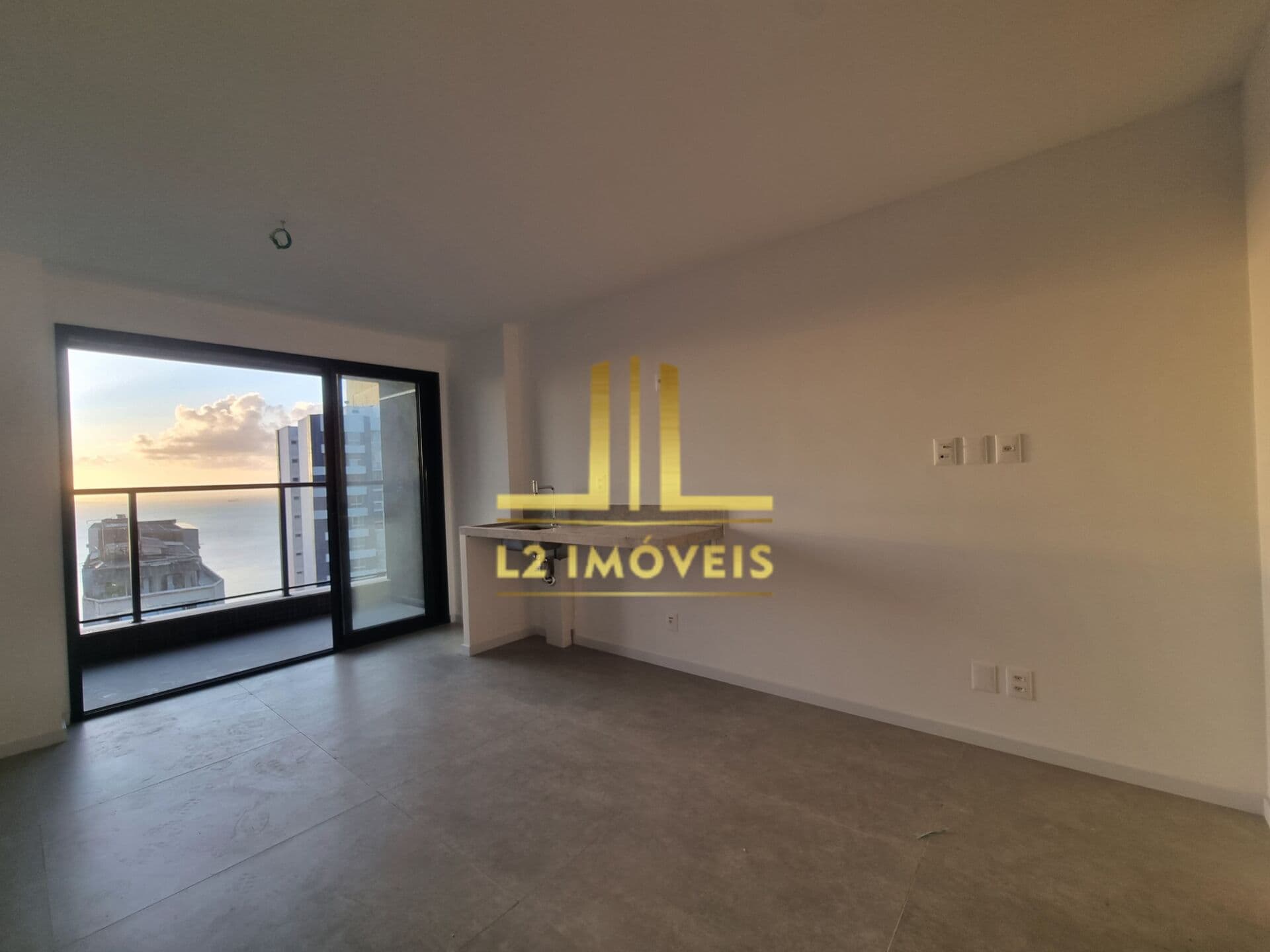 APARTAMENTO STUDIO - VISTA MAR - CORREDOR DA VITORIA