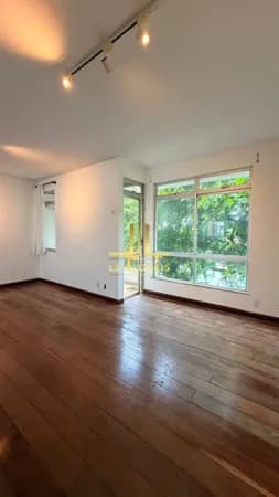 APARTAMENTO - 2/4 SENDO 1 SUÍTE - 96M² - 01 VAGA - RIO VERMELHO