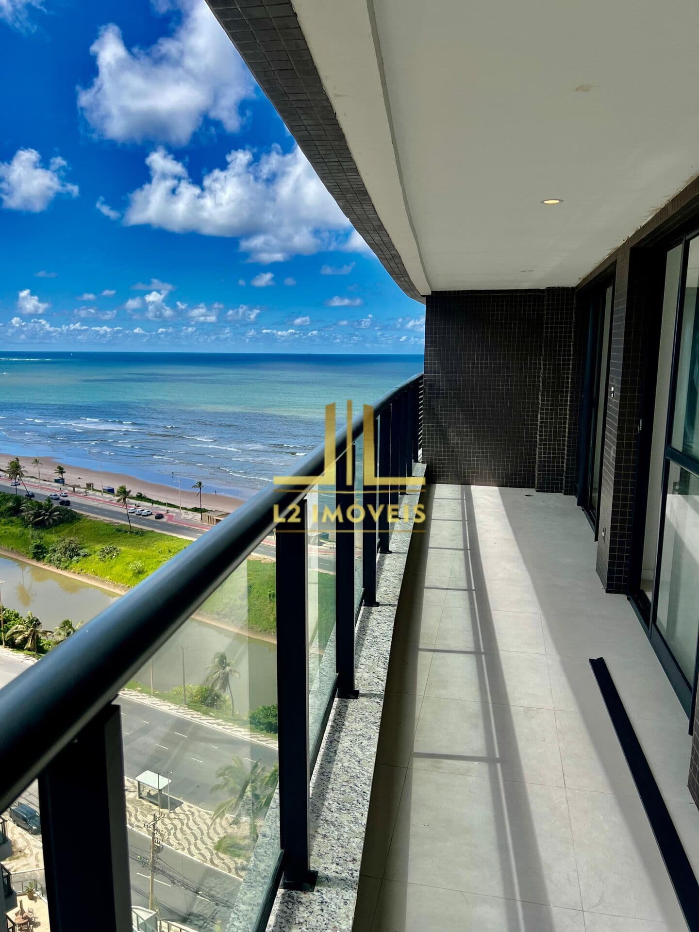 APARTAMENTO - 2/4 SENDO 1 SUÍTE - 65M² - NASCENTE - VISTA MAR - 02 VAGAS - BEACH CLASS JAGUARIBE