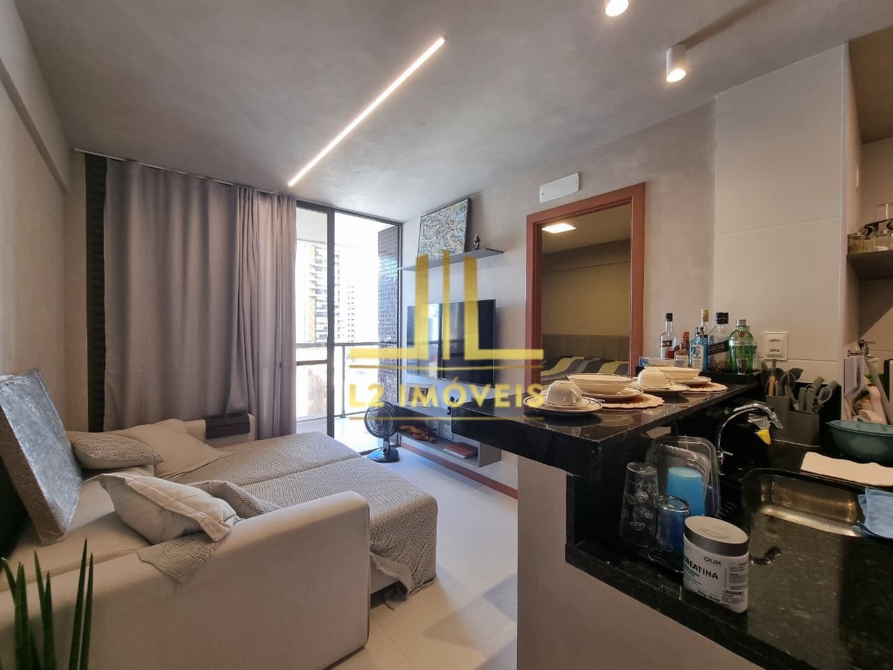 APARTAMENTO - QUARTO E SALA - 38M² - NASCENTE - GRAÇA