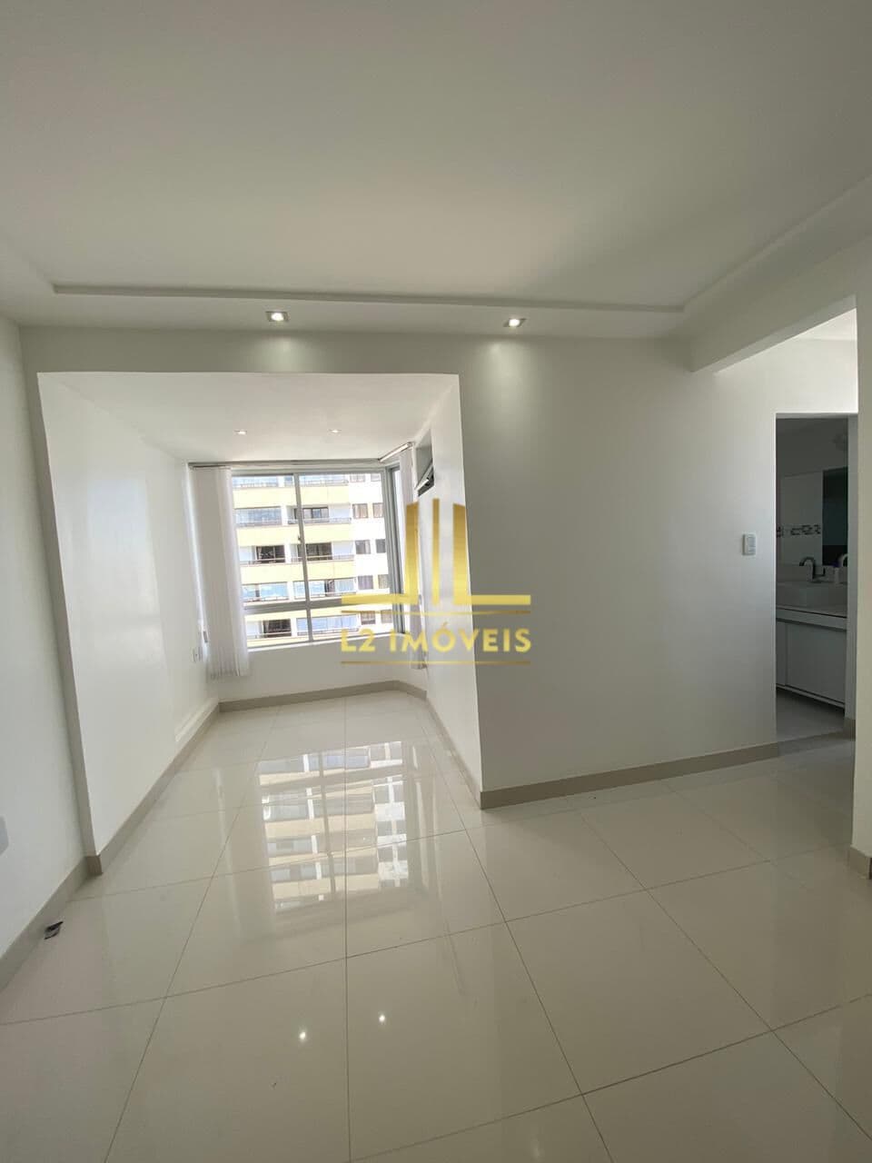 APARTAMENTO - 2/4 SENDO 1 SUÍTE - 67M² - NASCENTE - 01 VAGA - JARDIM APIPEMA