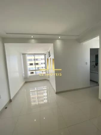 APARTAMENTO - 2/4 SENDO 1 SUÍTE - 67M² - NASCENTE - 01 VAGA - JARDIM APIPEMA