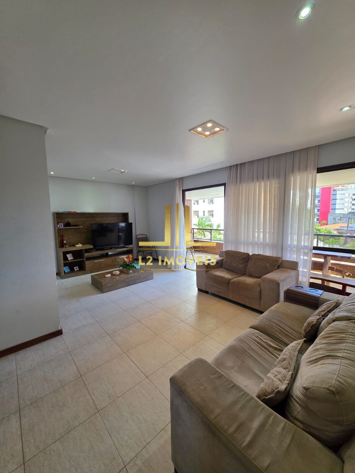 APARTAMENTO - 4/4 SENDO 3 SUÍTES - 162M² - 02 VAGAS - JARDIM APIPEMA