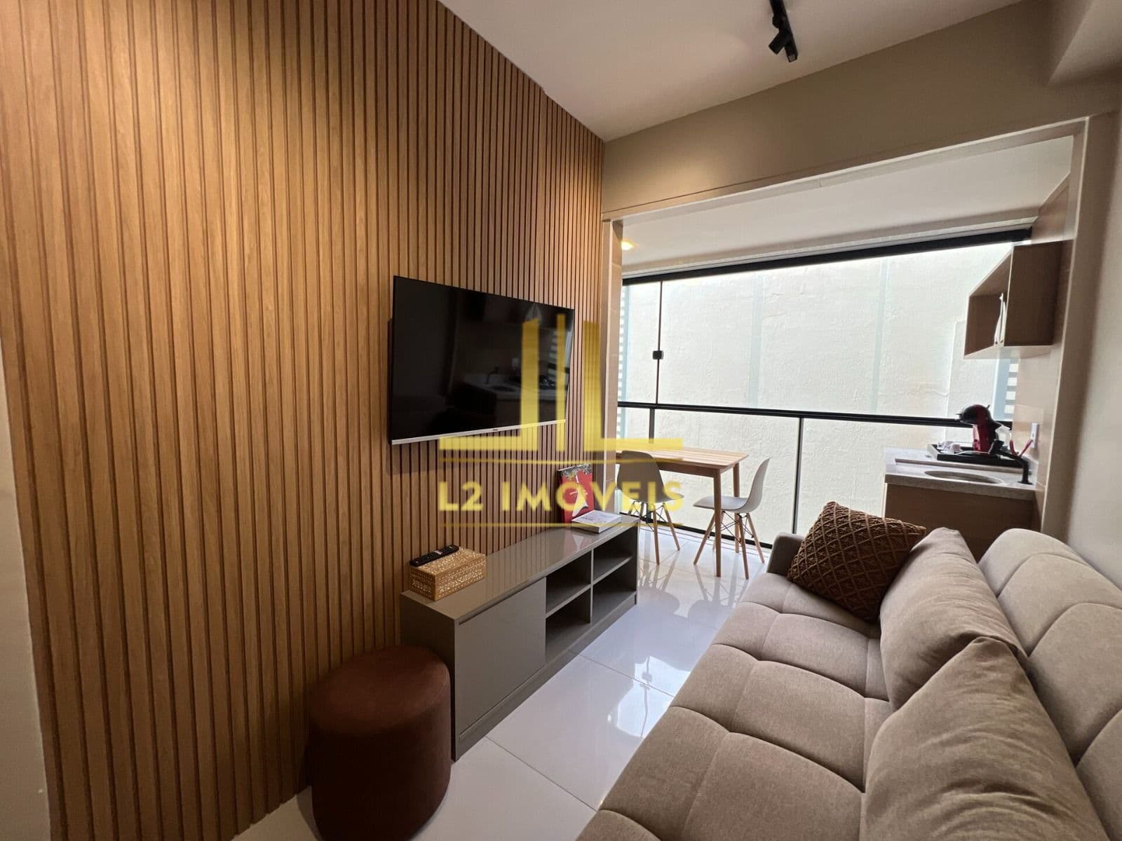 APARTAMENTO - 1 SUÍTE - 30M² - VISTA MAR - PORTEIRA FECHADA - BARRA