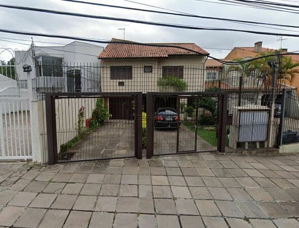 Casa em Porto Alegre - Jardim São Pedro