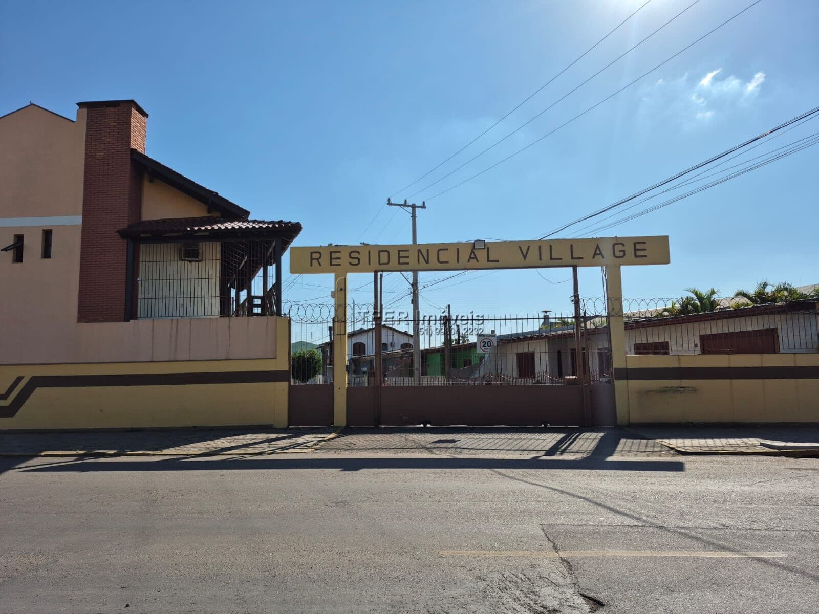 Casa de Condomínio em Esteio - São Sebastião