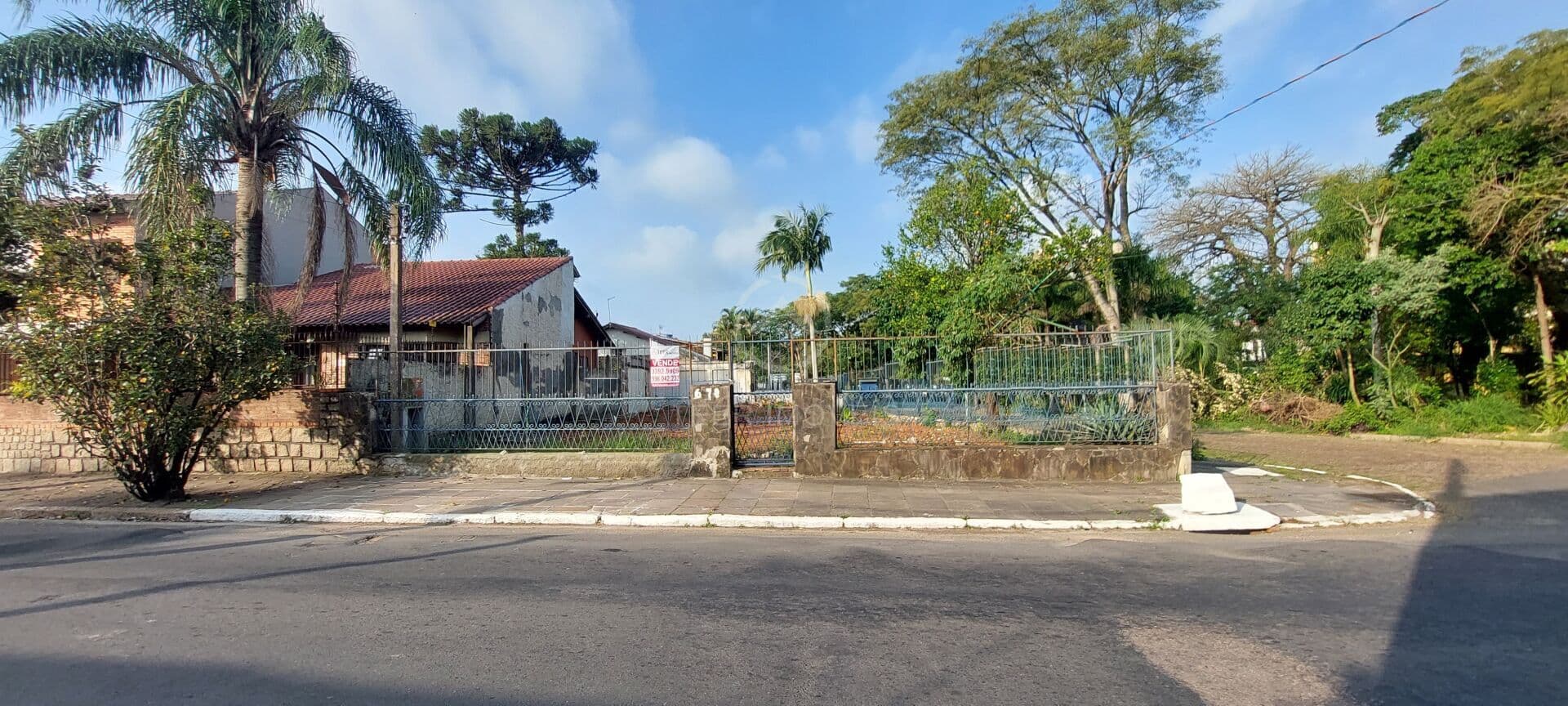 Lote/Terreno em Porto Alegre - Jardim Itu