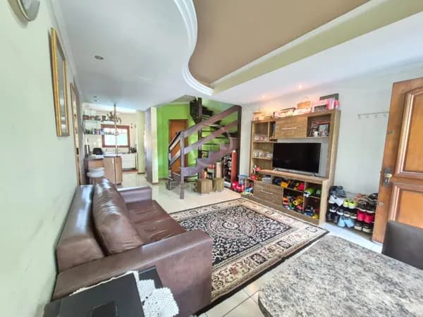 Casa em Porto Alegre - Jardim Itu Sabará
