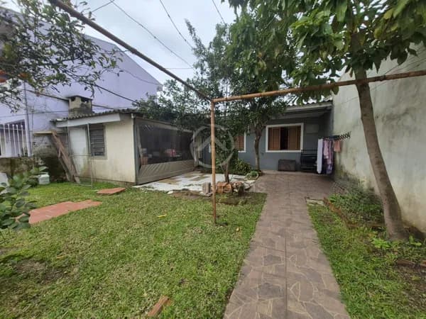 Casa em Porto Alegre - Sarandi