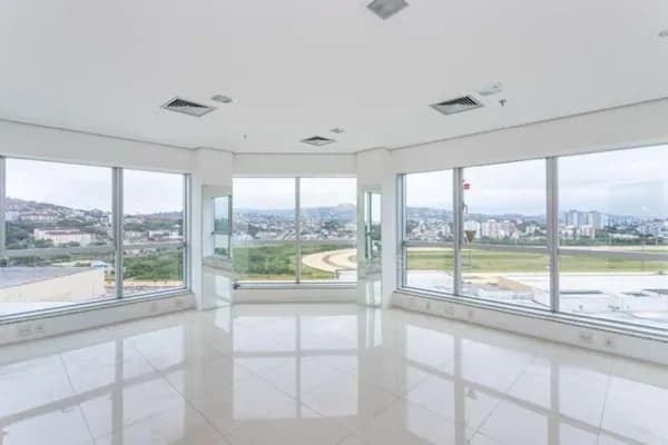 Sala/Conjunto em Porto Alegre - Cristal