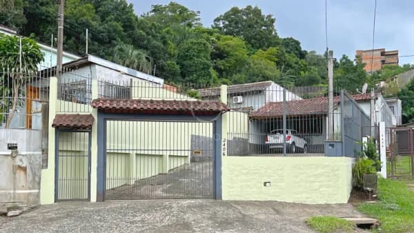 Casa em Porto Alegre - Cavalhada