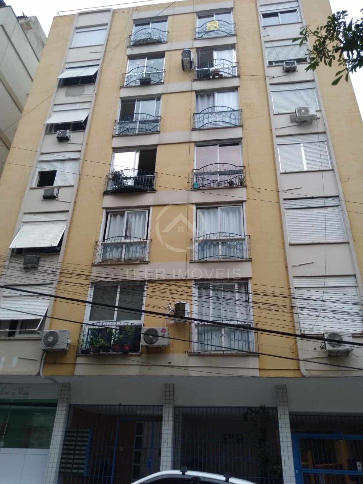 Apartamento Padrão 1 dormitório frente piso laminado e elevador