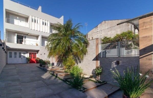 Sobrado em Porto Alegre - Jardim Itu