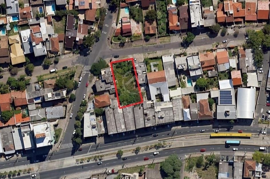 Terreno frente NORTE pronto para construir com 370m²