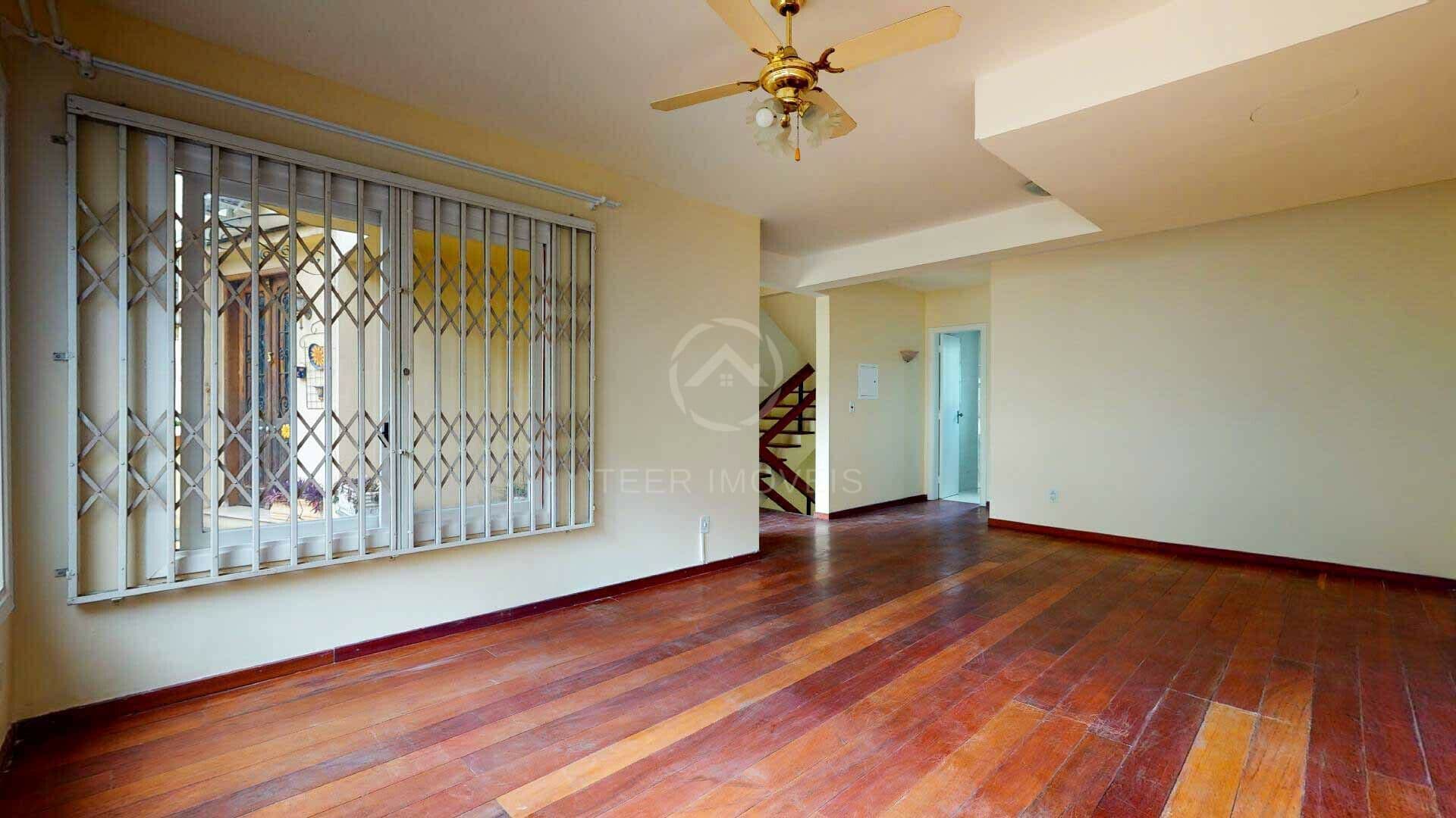 Casa de Condomínio em Porto Alegre - Boa Vista