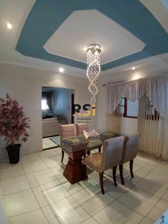 Casa em lote inteiro (10x26)