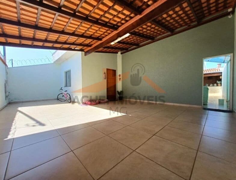 Casa em Passos - Flamboyant