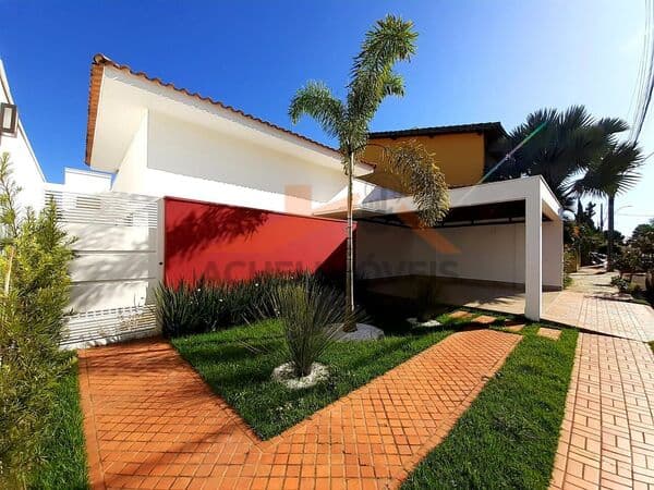 Raridade Casa Alto Padrão no Condomínio das Nações
