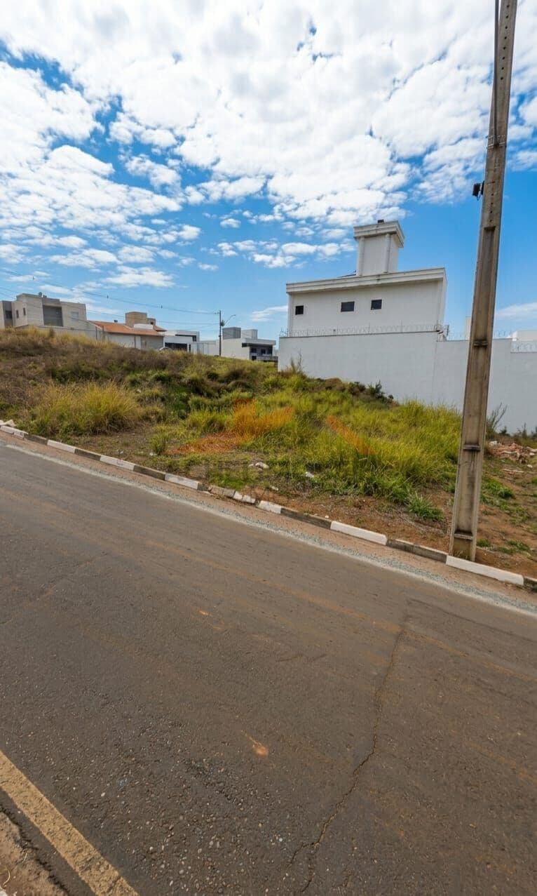 Lote/Terreno em Passos - Parque das Aroeiras