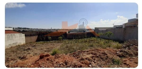 Lote/Terreno em Passos - Polivalente