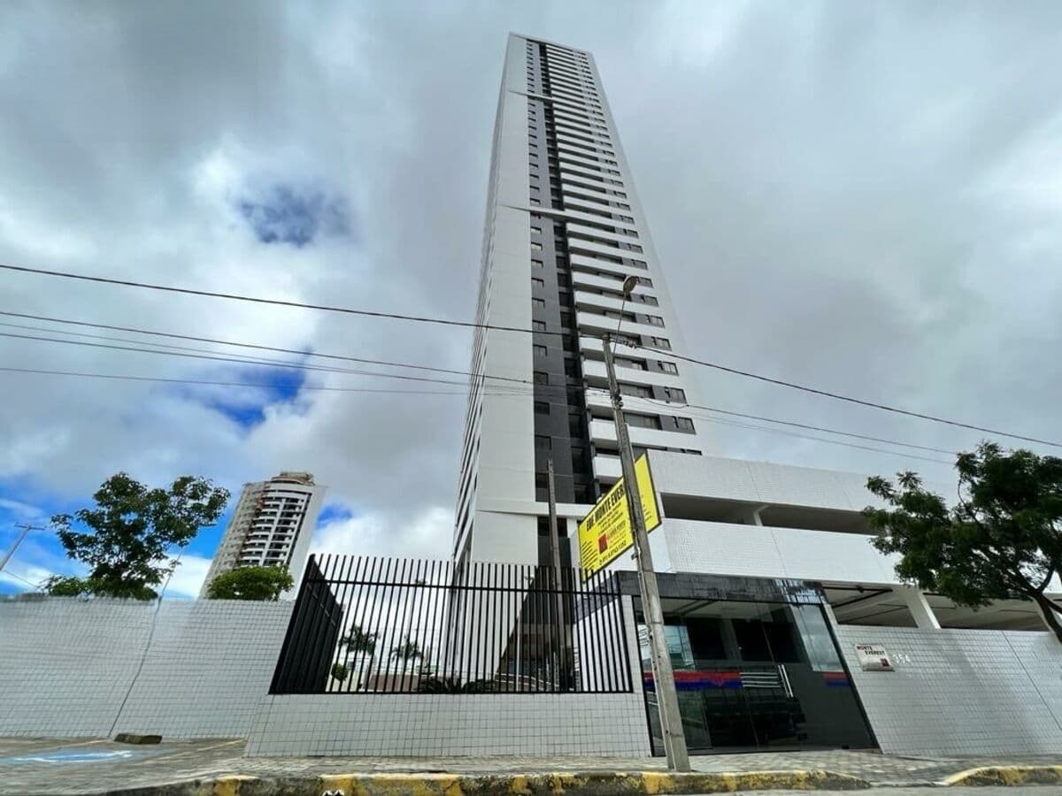 Apartamento no Ed. Monte Everest em Caruaru/PE à Venda (AP0503-PV)