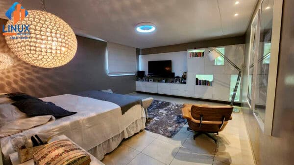 Casa Duplex no Bairro Universitário à Venda (CA0345-PV)