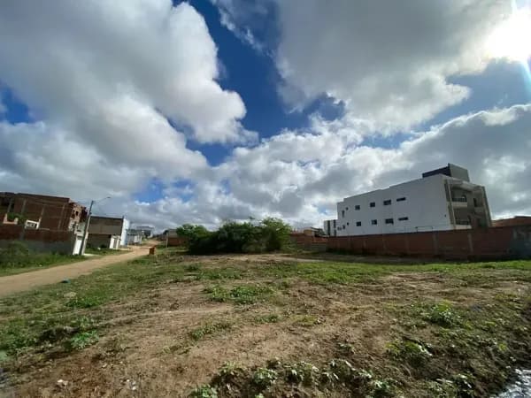 Terrenos no Bairro Nova Caruaru em Caruaru/PE à Venda (TE0291-PV)