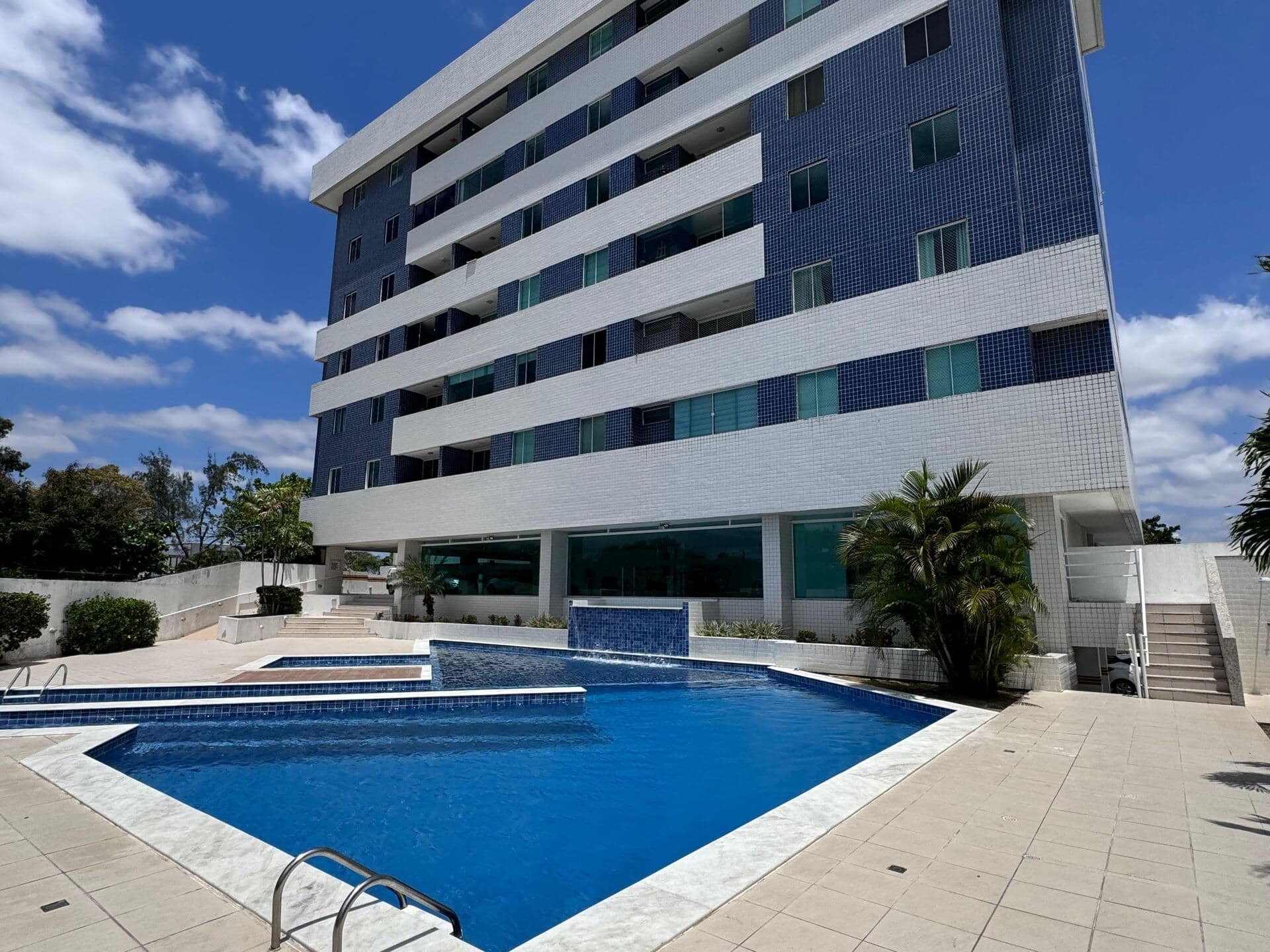 Apartamento no Cond. Mont Serrat em Caruaru/PE à Venda (AP1387-PV)