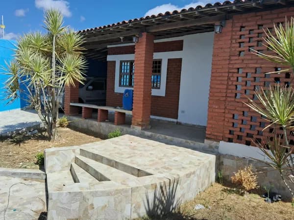 Casa no Bairro Luiz Gonzaga em Caruaru/PE à Venda (CA0659-DV)