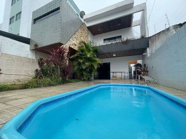 Casa Duplex no Bairro Maurício de Nassau à Venda (CA0200-DV)