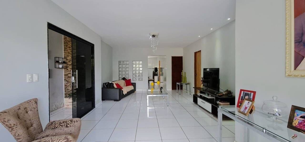 Prédio Residencial no Bairro Kennedy à Venda (PR0017-PV)