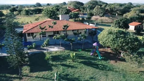 Casa no Cond. Morada Nobre à Venda (CA0572-PV)