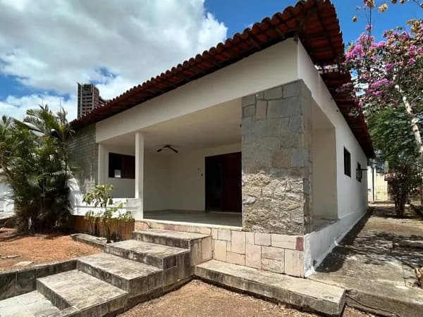 Casa Comercial no Bairro Maurício de Nassau em Caruaru/PE p/ Locação (CA0723-PA)
