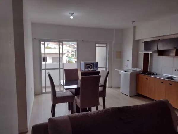 Apartamento no Real Parque.