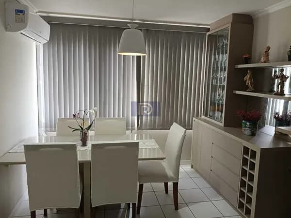 Apartamento no Estreito