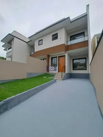 Sobrado em Potecas, São José/SC