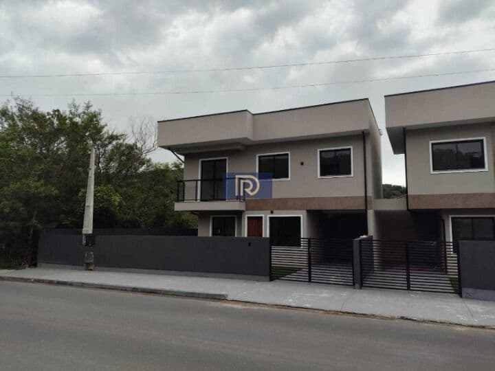 Sobrado em Potecas
