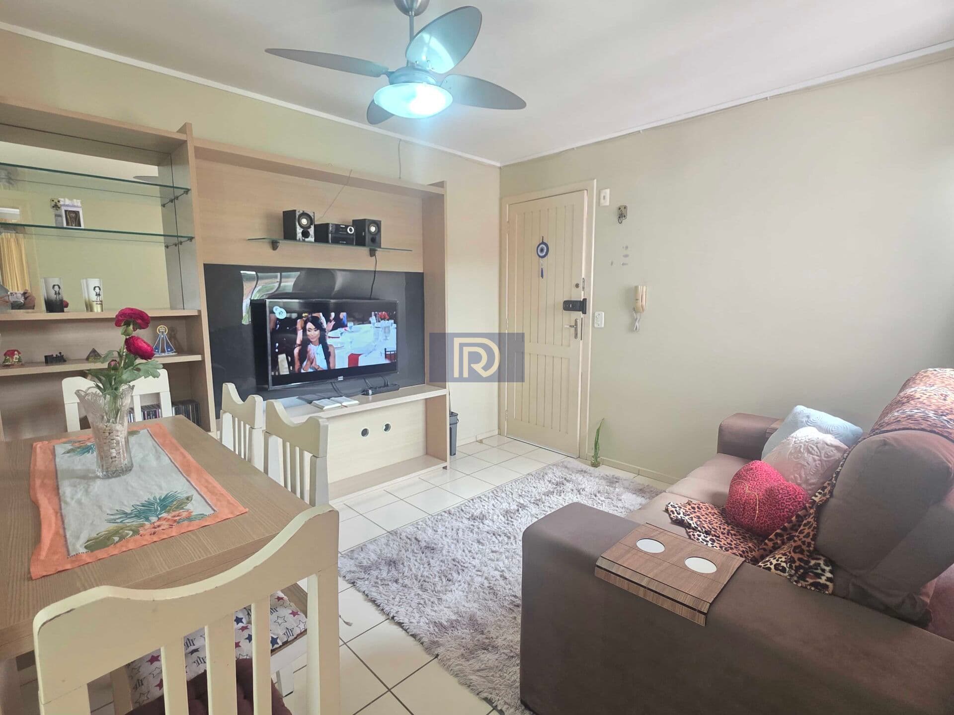 Apartamento em Sertão do Maruim, São José/SC