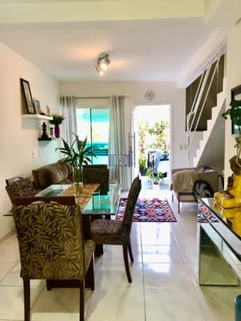 Sobrado em São José - Forquilhas