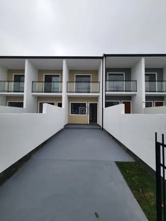 Sobrado em São José - Forquilhas