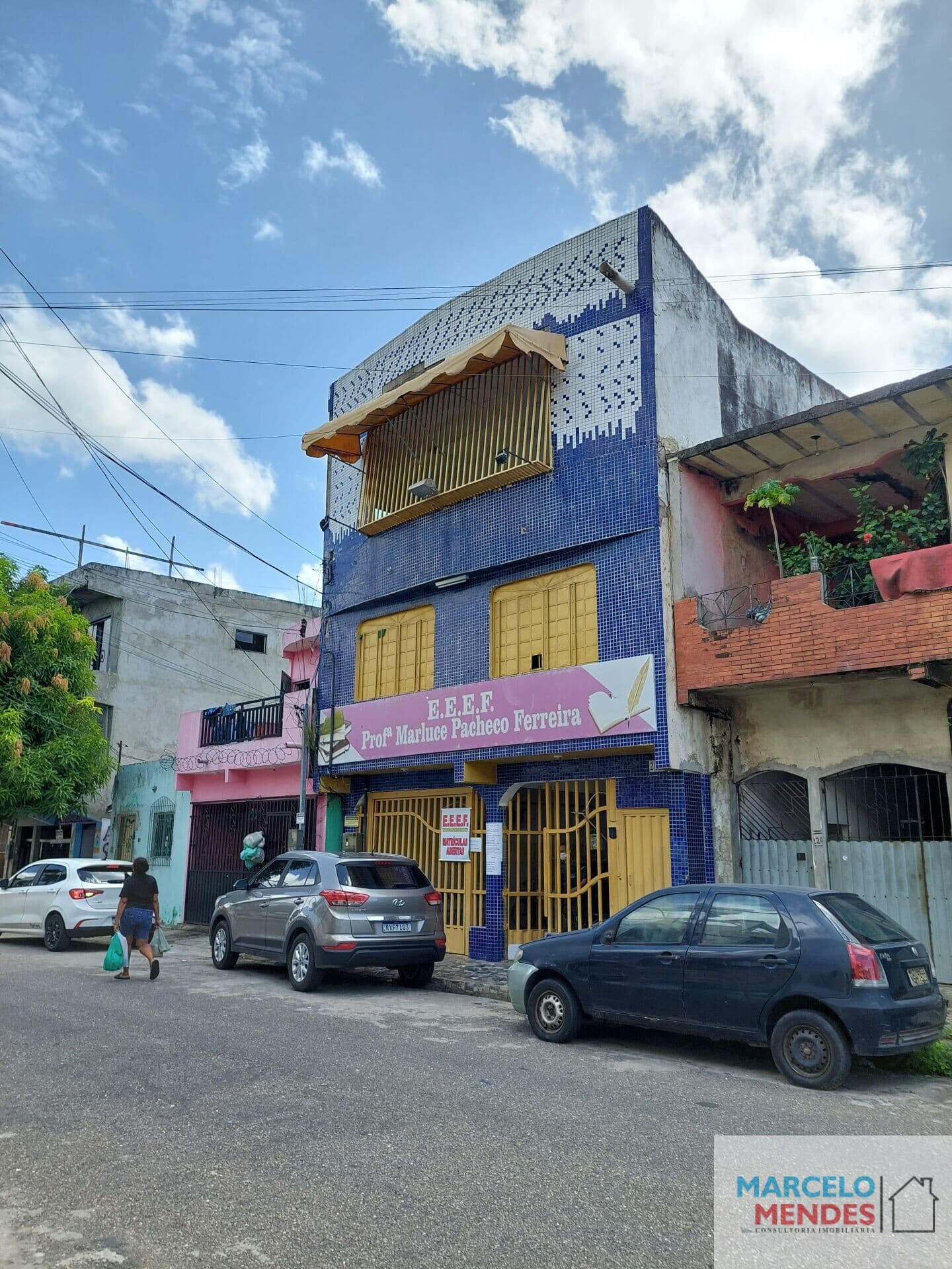 P/ INVESTIDOR: Prédio 3 pavimentos (funcionava uma escola pública)