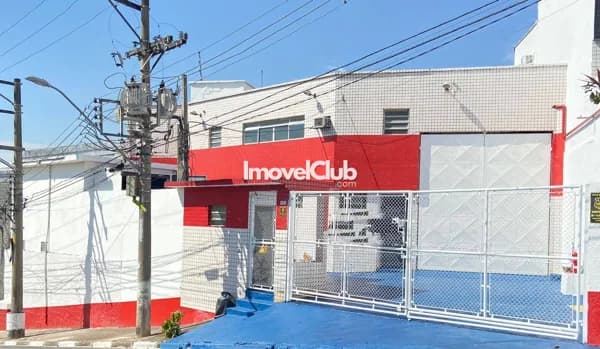 Galpão Industrial para Alugar em Barueri/SP com entrada de carga, doca elevada, guarita e estacionamento privativo
