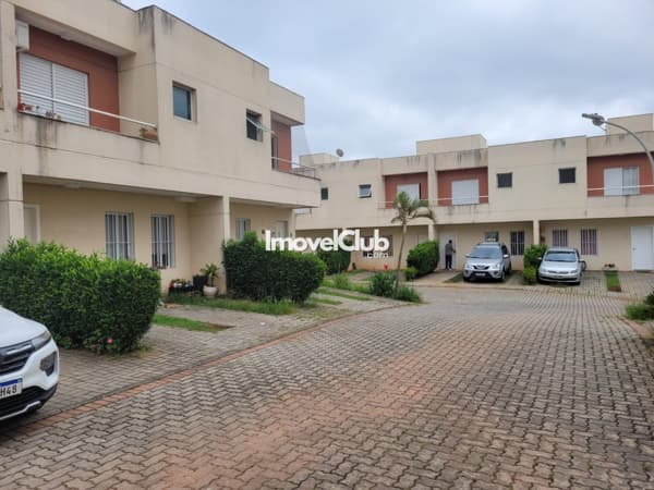Excelente casa em condomínio fechado próximo ao centro histórico