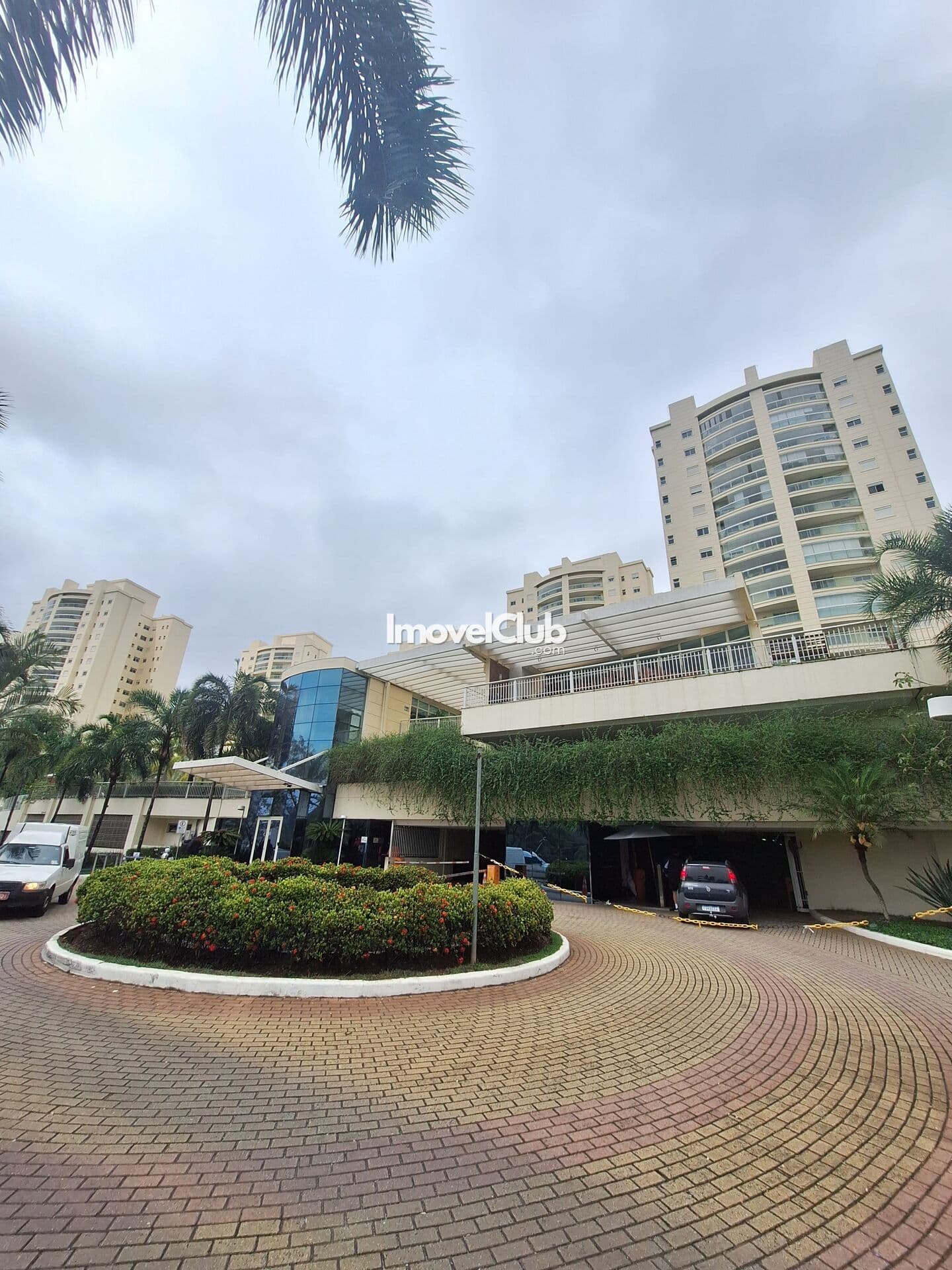 Apartamento Alto Padrão em Residencial Tres (Tambore), Santana de Parnaíba/SP