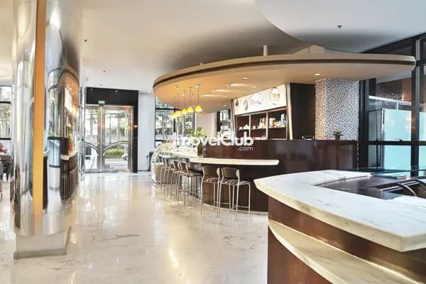 Sala Comercial para alugar de 155 metros, em Alphaville com 06 vagas de garagem