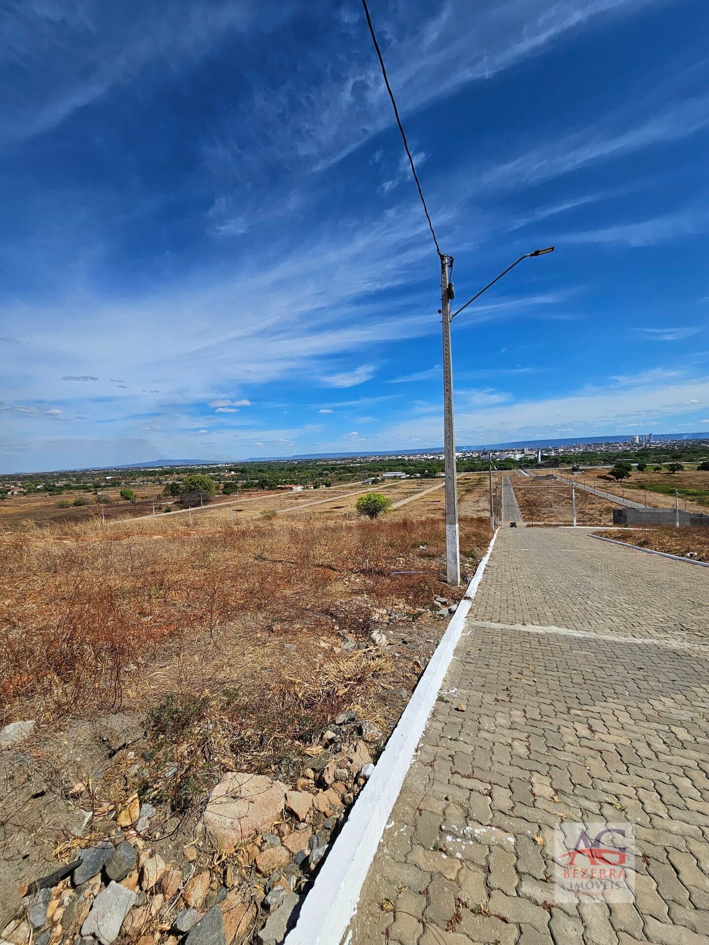 Terreno no Loteamento Terra Santa, Bairro Três-Marias, Juazeiro do Norte/CE