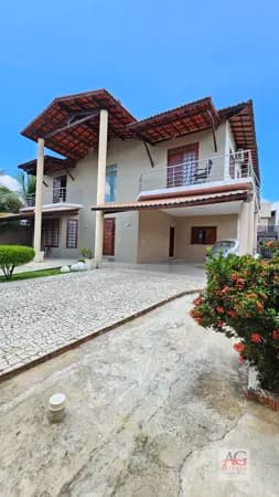 Casa Alto Padrão À Venda com 7 Quartos - Bairro São José - Crato/CE