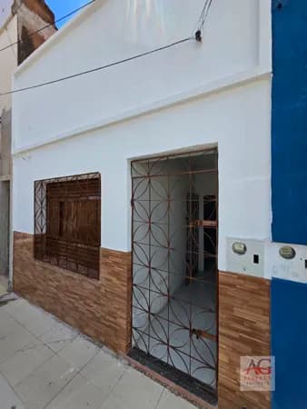 Casa Térrea Para Locação No Bairro Pimenta, Crato-CE.