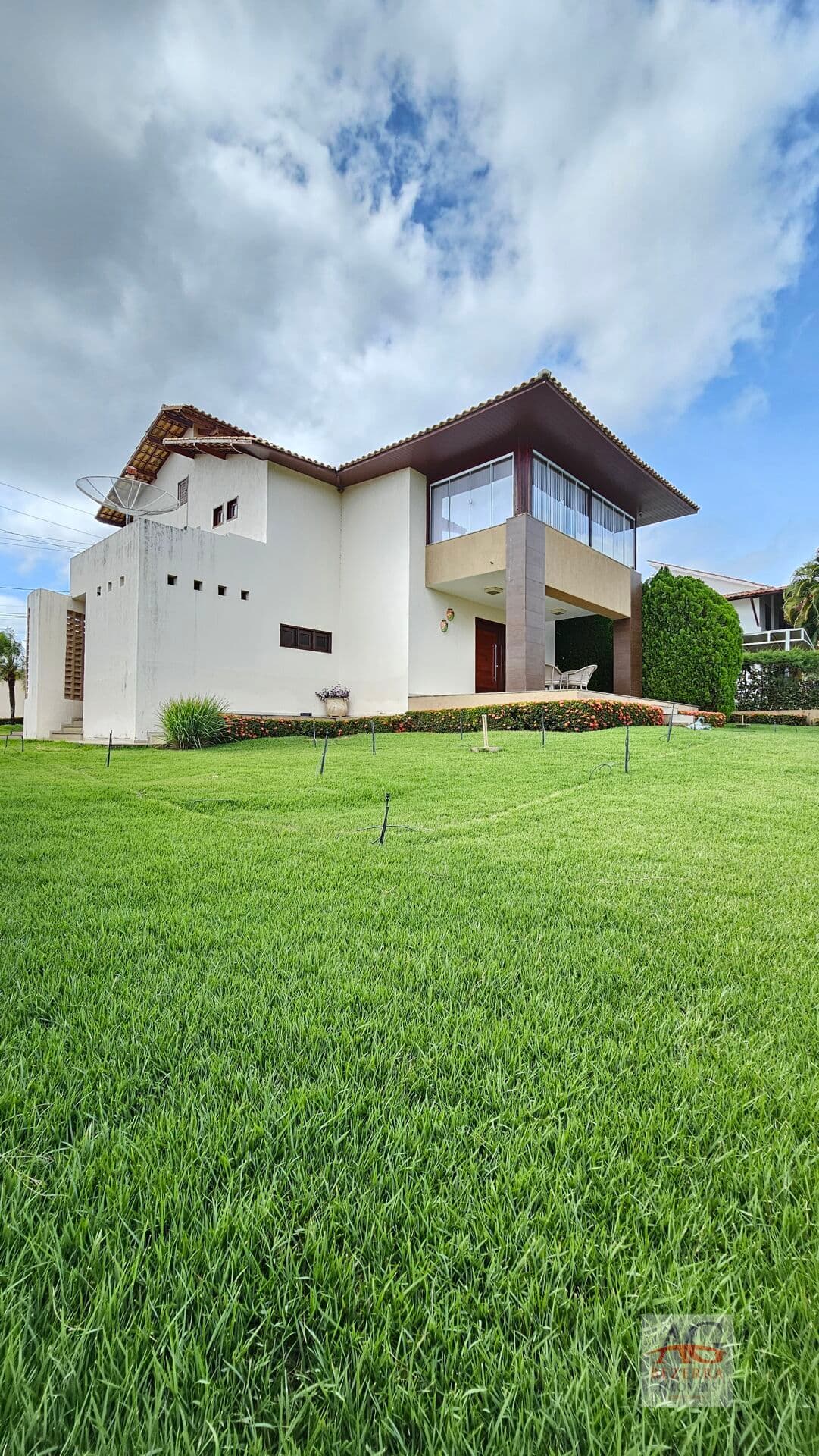 Casa Alto Padrão em Condomínio - Bairro Lagoa Seca - Juazeiro do Norte/CE